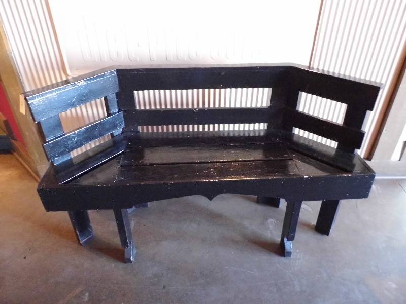 Black Bench