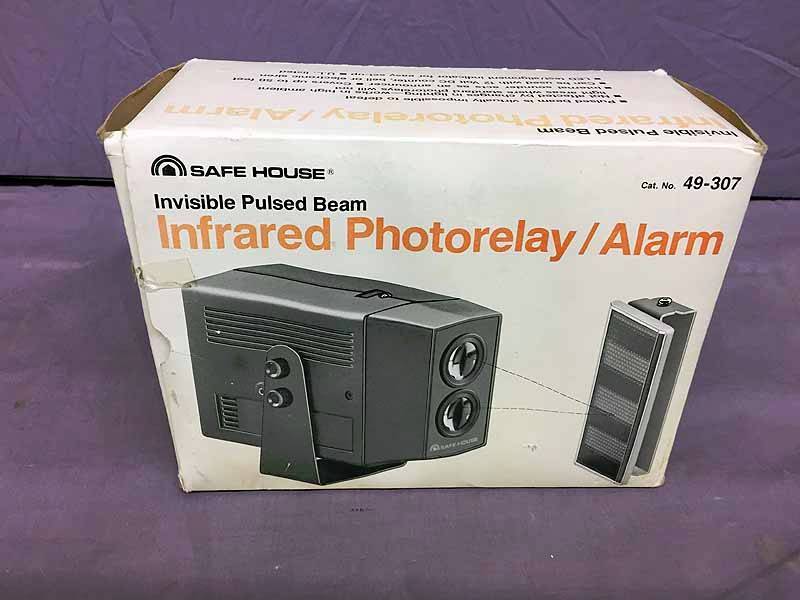 lot 69 image: Infrared Photo RelayAlarm