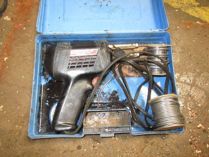 lot 22 image: Weller soldering kit...