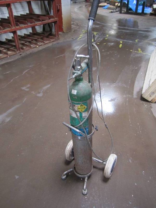 lot 47 image: Oxygen tank on cart...