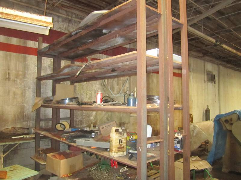 lot 62 image: Metal shelving unit with wood shelv...
