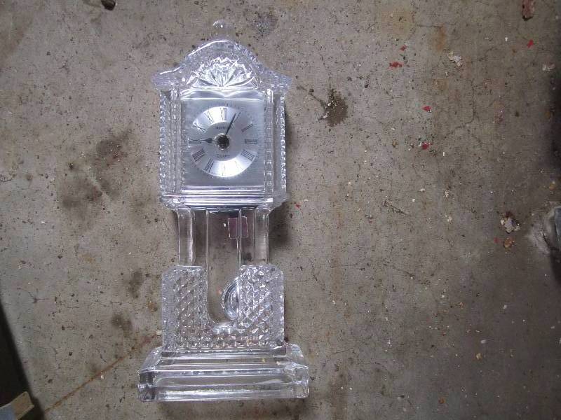 lot 68 image: Shannon Clock...