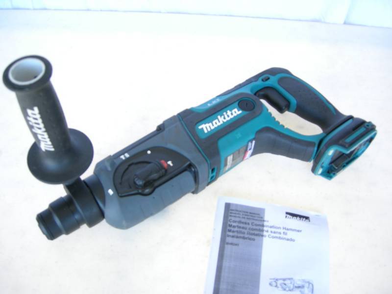 lot 40 image: Makita Cordless Combination Hammer