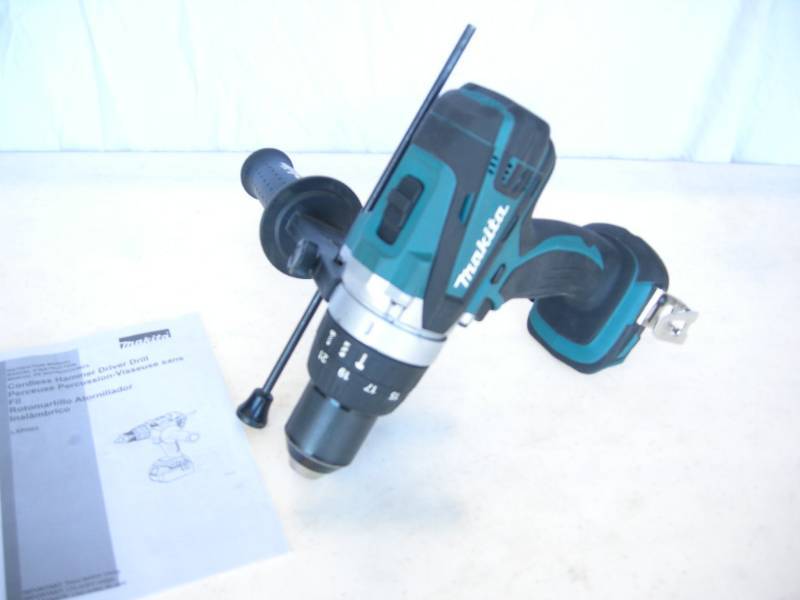 lot 43 image: Makita Cordless Hammer Driver Drill