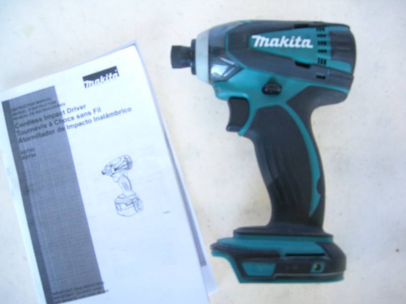 lot 62 image: Makita Cordless Impact Driver