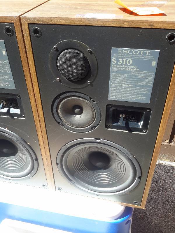 2 SCOTT  S310 Speakers..  Look to be in good shape