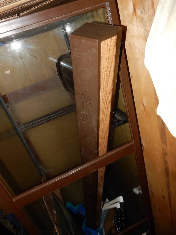 220 Gallon Aquarium.. NEW.. Never used.  We think it is PERFECTO