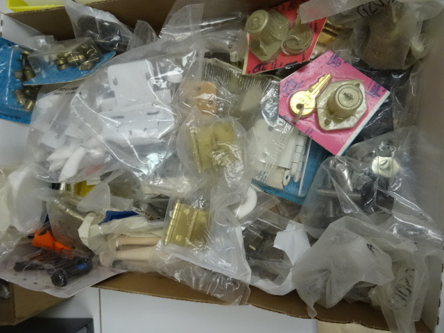 lot 42 image: Misc door hinges and drawer pulls...