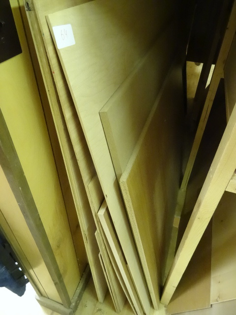 lot 64 image: Sheets of misc plywood. Ful sheet o...