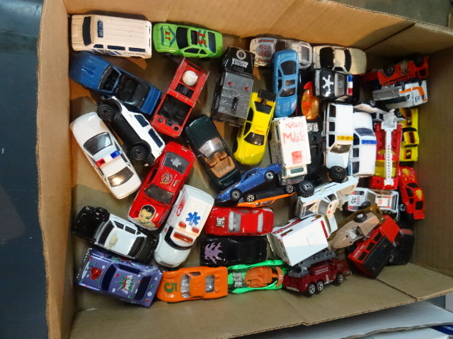 Variety of misc die cast toy cars...