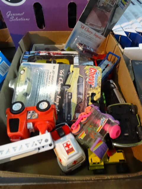 Misc die cast toy cars...