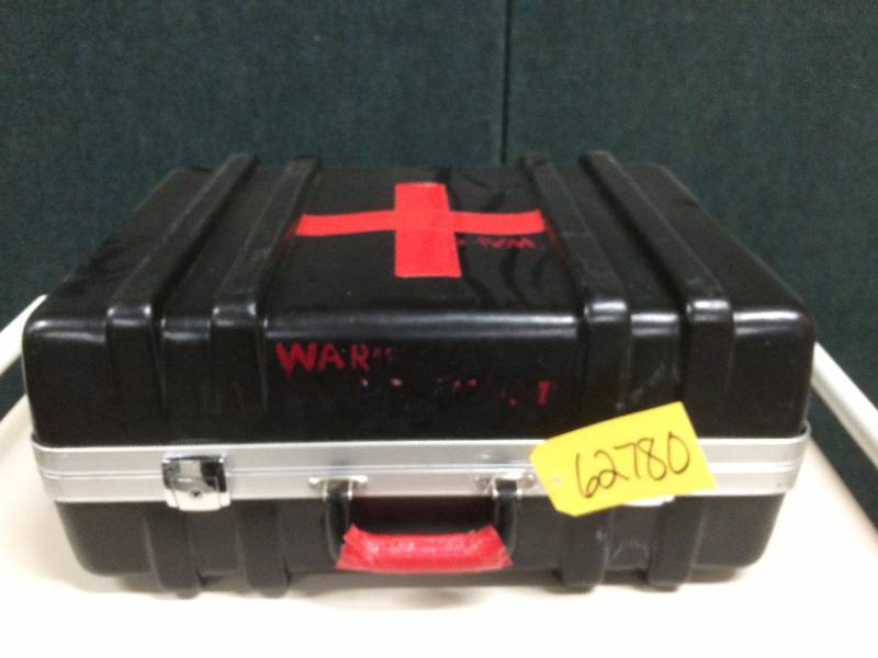 lot 23 image: Retails Used $500 LuxTec LUX 1150 High Tech Quartz Halogen Fiber Optic Light Source, Headband Headlight & Light Cable Plus Extras & Sturdy Locking Case With Keys