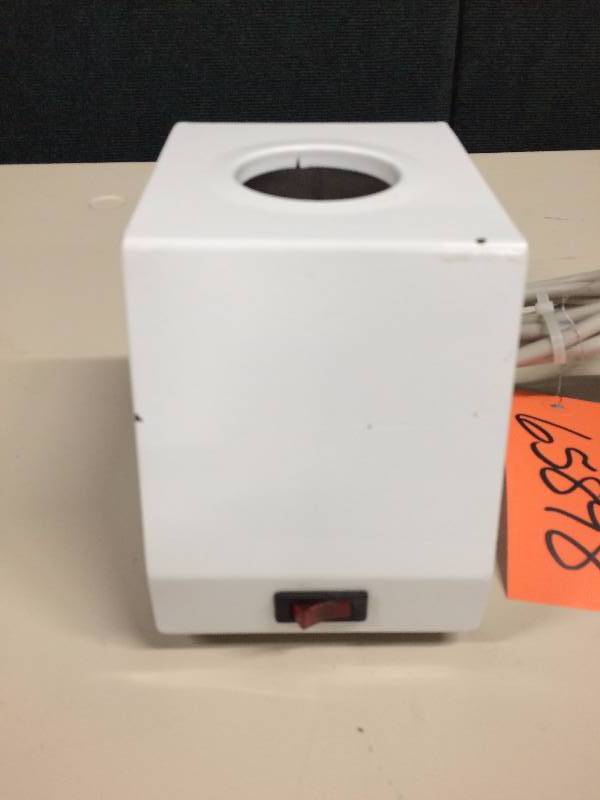 lot 31 image: Ideal Bottle Warmer model GW108 For Milk - Lotion - Gel - Oil ETC Adjustable Temperature Control Temperature range 90°F to 122°F