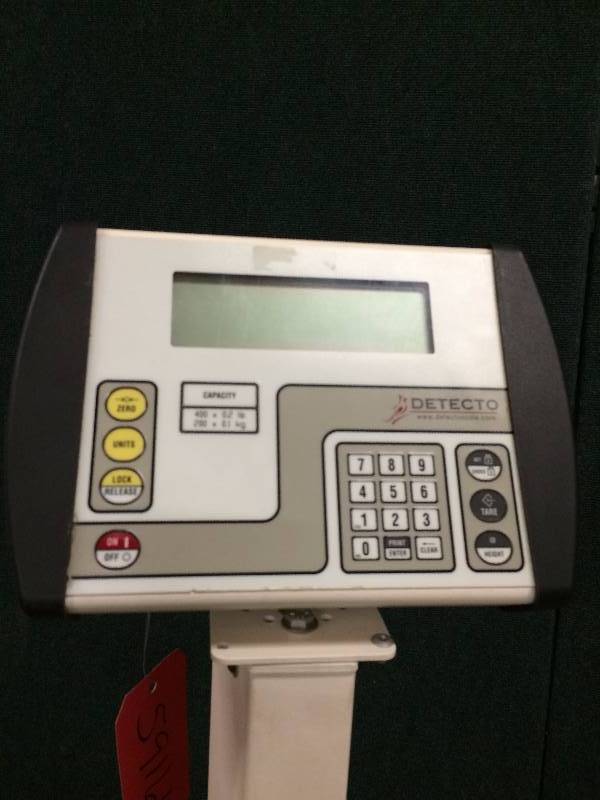 lot 54 image: Retails USED $600  Detecto 758C 600lb Capcity Digital Weight Physician Scale Console - Excellent