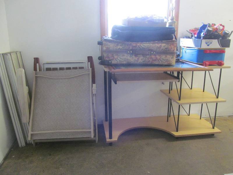 lot 1 image: housewares