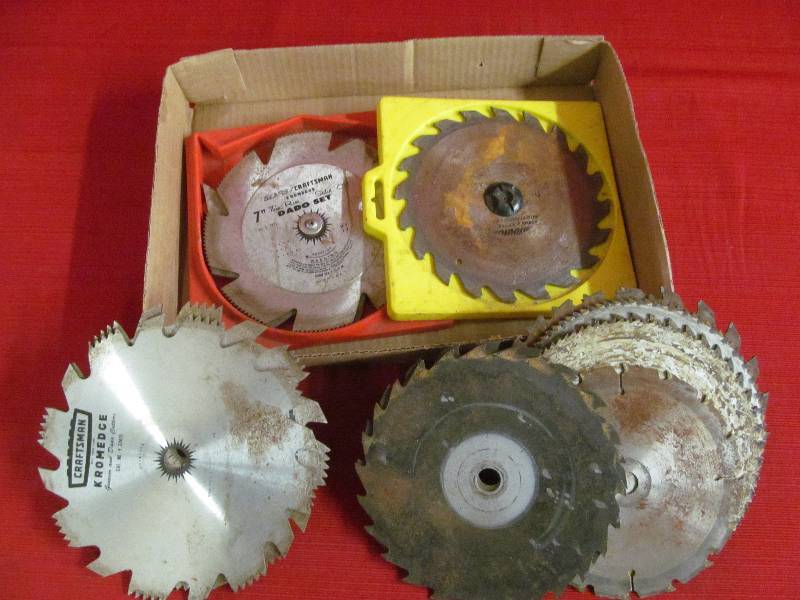 lot 7 image: saw blades