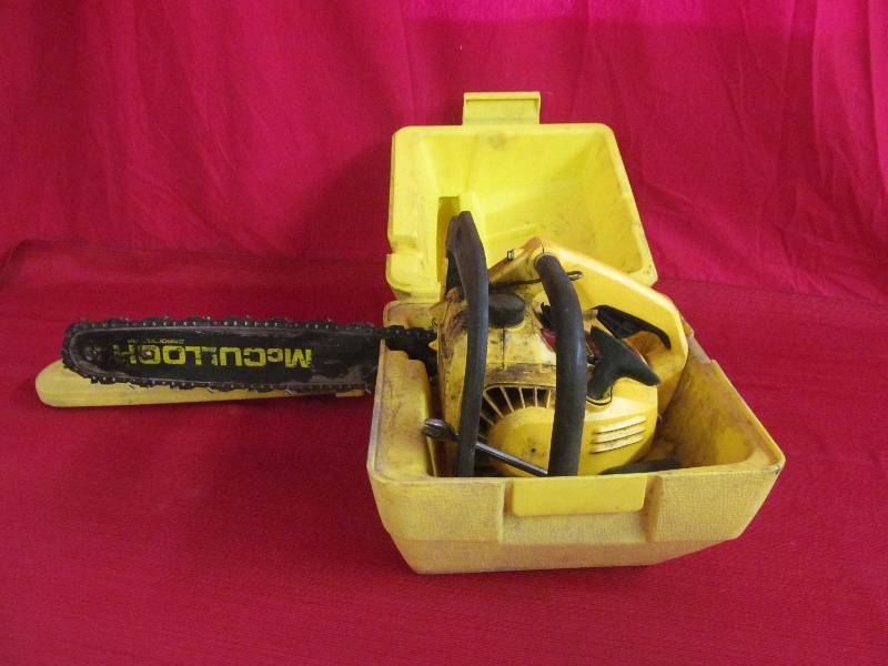 lot 22 image: chainsaw