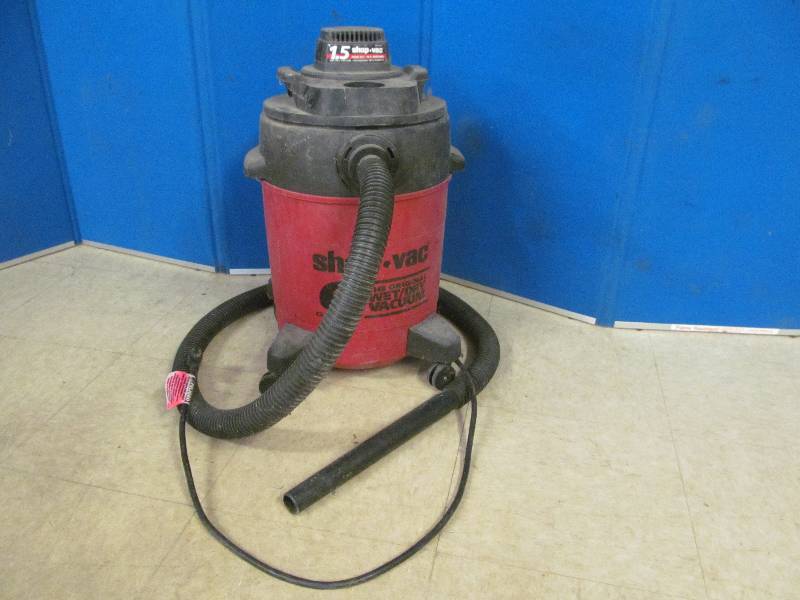 lot 33 image: shop vac