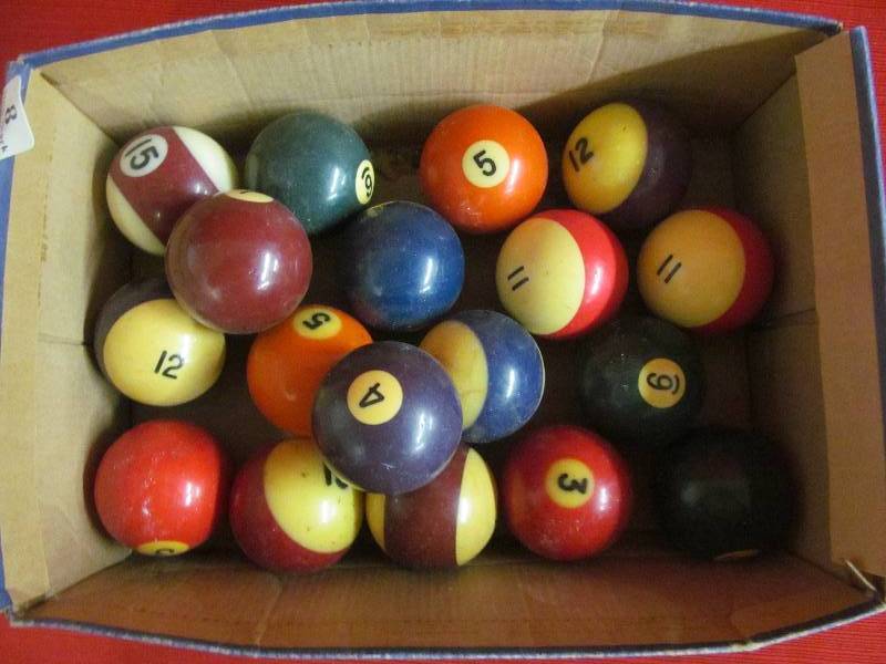 lot 64 image: billiards