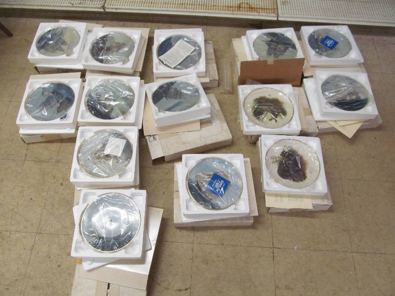 lot 124 image: collector plates