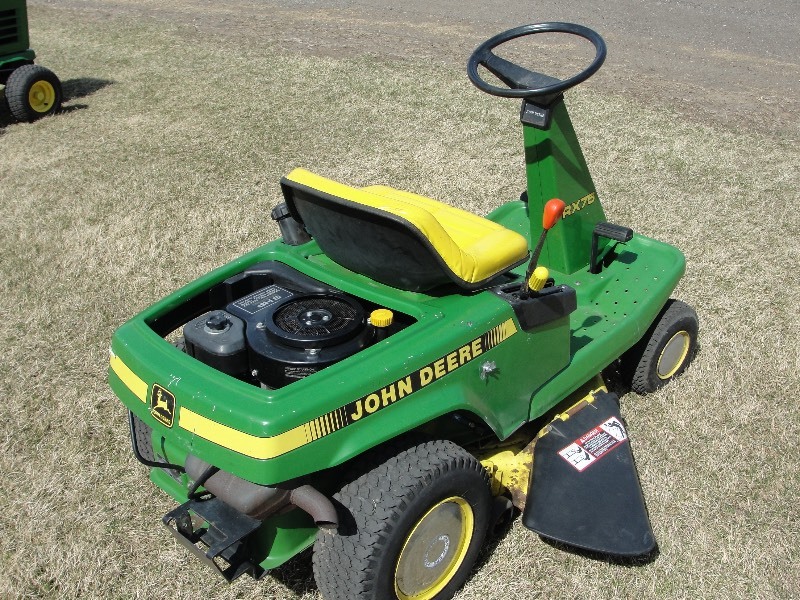 JOHN DEERE RX75 REAR ENGINE RIDER