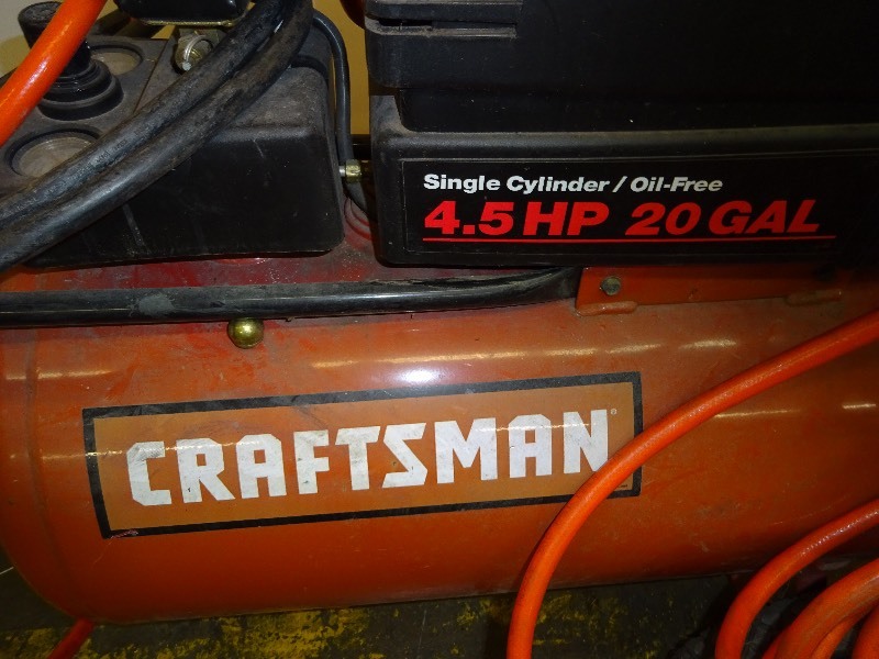 Craftsman 4.5 HP 20 Gal