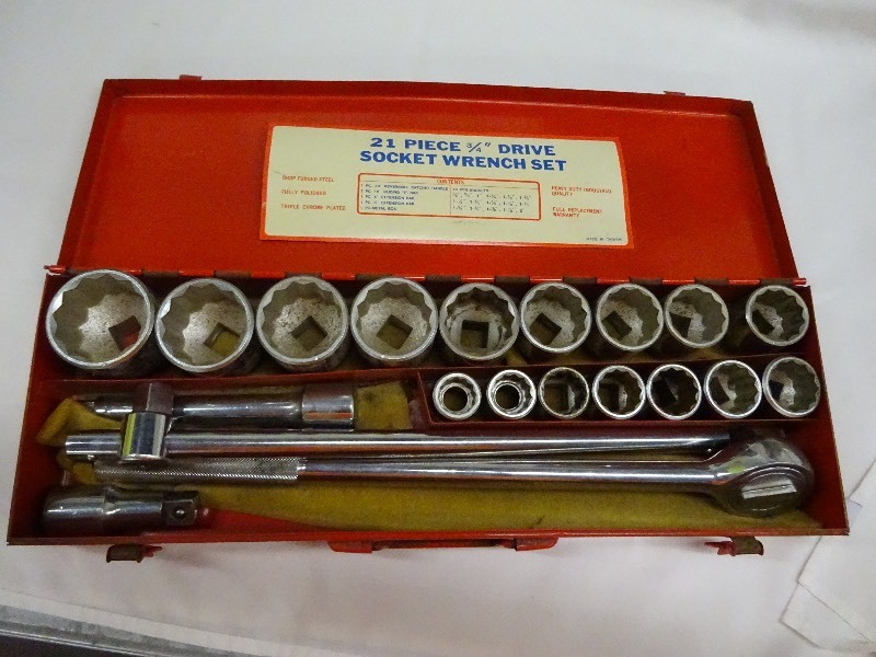 21 Piece 34 Drive sockets wrench set