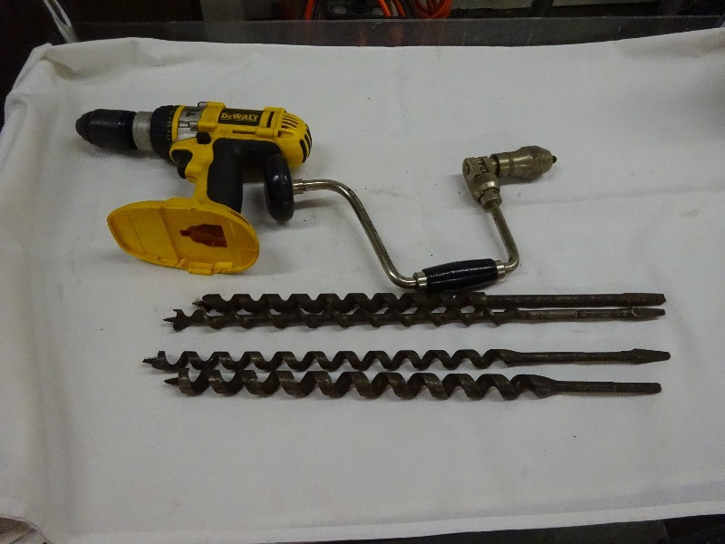 Wood drill bits