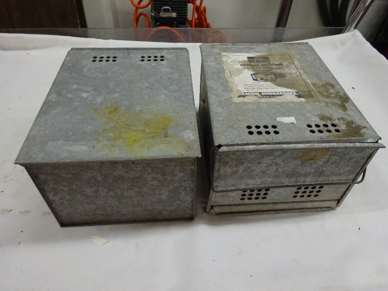 Mouse traps