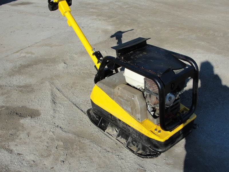 WACKER PLATE COMPACTOR