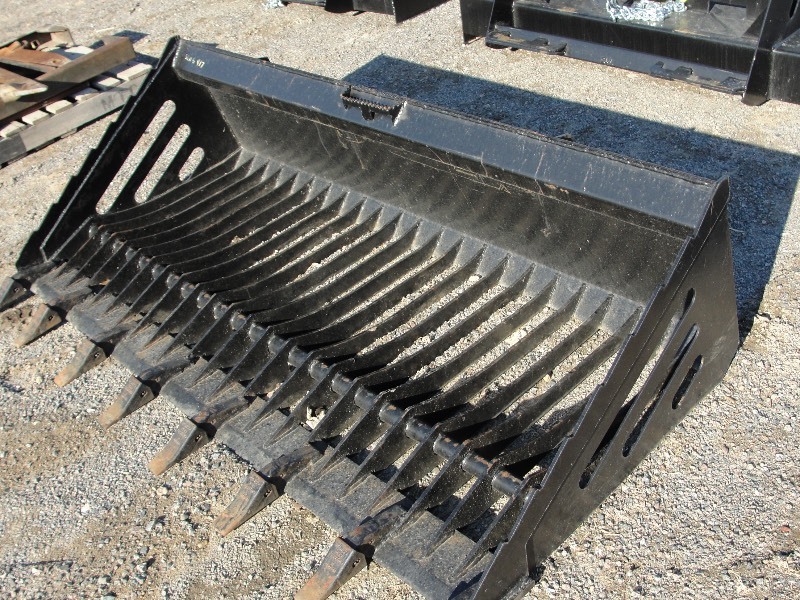 80 INCH  MID-STATE ROCK  LANDSCAPE BUCKET