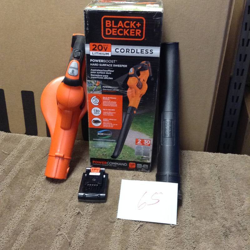 lot 65 image: Black and Decker 130 MPH 100 CFM 20-Volt Max Lithium-Ion Cordless Handheld Sweeper