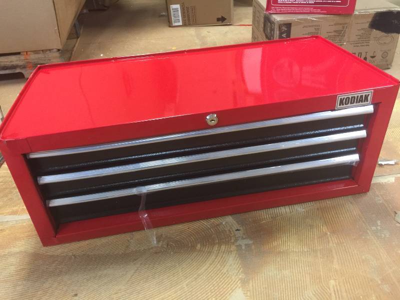 lot 1 image: WEN 26 in  3 drawer red never used