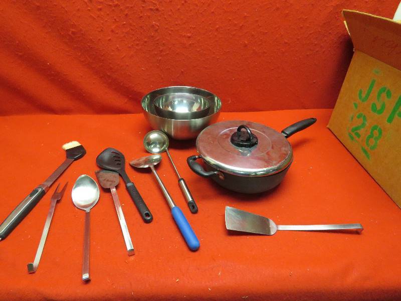 Kitchen lot