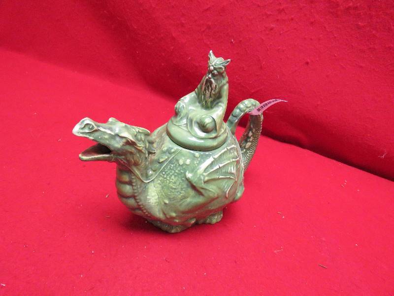 Vintage Oriental Teapot