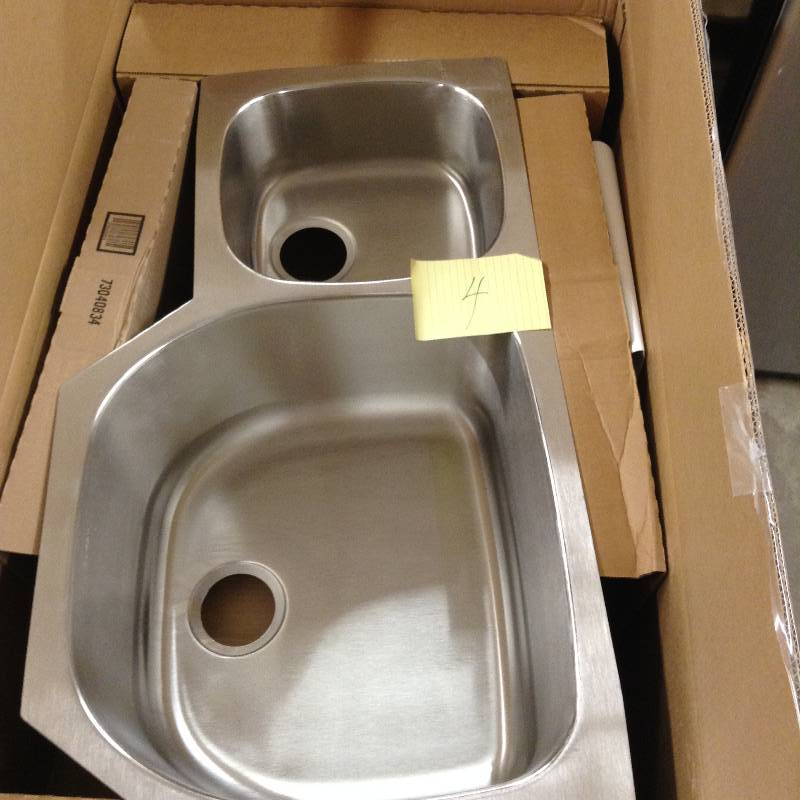 Elkay Lustertone Undermount Stainless Steel 36 in. 0-Hole Double Bowl Kitchen Sink New