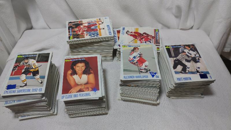 Hockey Cards Approx 1000