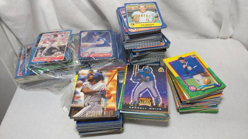 Variouis Baseball Cards Over 700