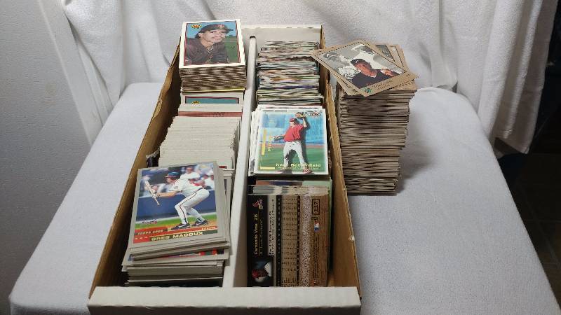 1000 Plus Baseball Cards Various Years
