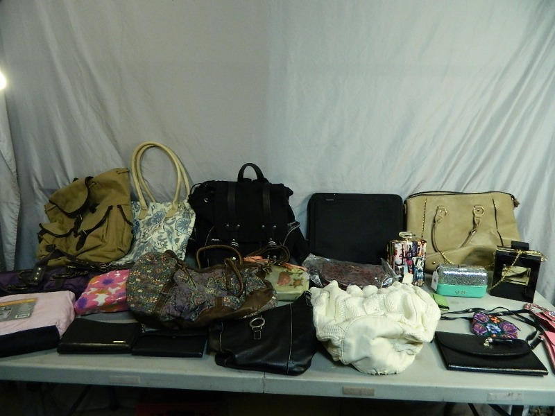 lot 127 image: Bags, Purses, and More