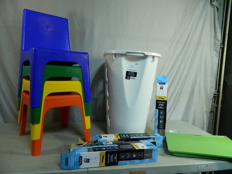 lot 146 image: Instant Easels, Kids Chairs, and More