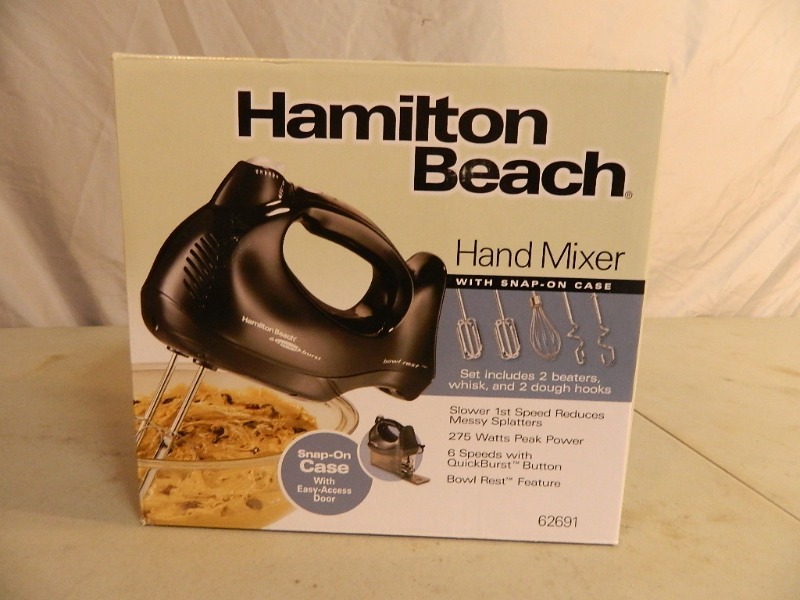 lot 14 image: New Hamilton Beach Hand Mixer