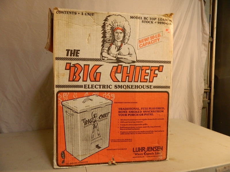 lot 44 image: The Big Chief Electric Smokehouse