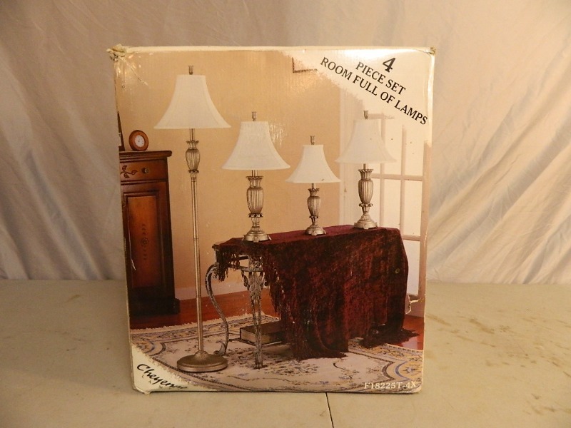 lot 47 image: New 4 PC Lamp Set