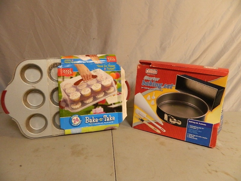 lot 63 image: New Bakeware