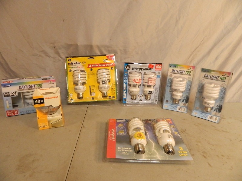 lot 86 image: New Light Bulbs