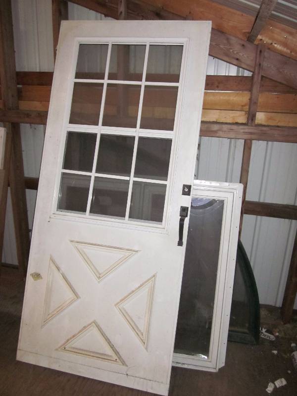 lot 201 image: Storm Door & 3 Windows
