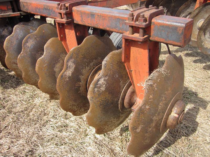 lot 1 image: Bush Hog 146 Disc - 12 ft Wide