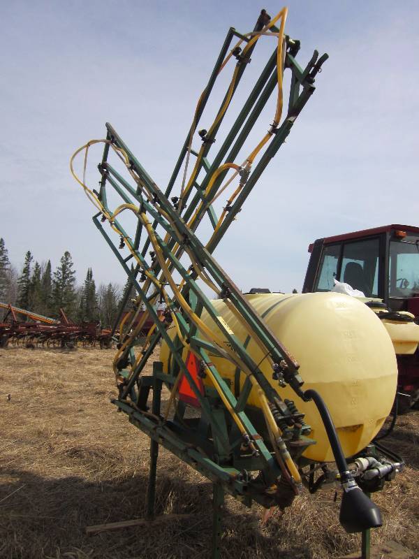 lot 10 image: Summers Sprayer