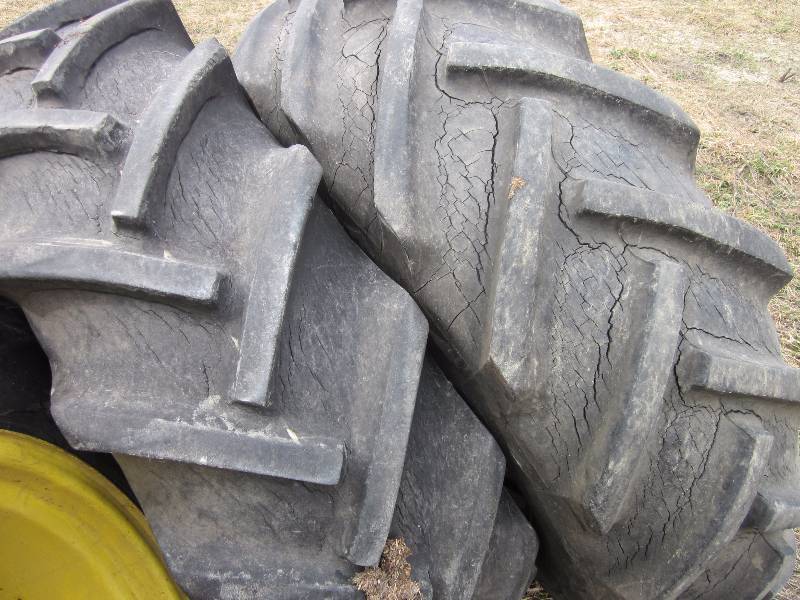 lot 42 image: Goodyear 14.9-26 Tire Pair W Rims